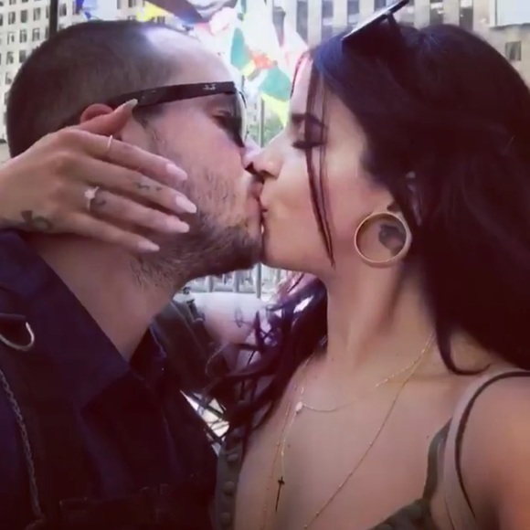 GOT MARRIED!!!! π°π» - Picture 4 of 5